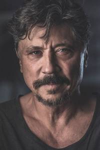 CARLOS BARDEM
