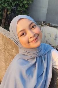 NENENG WULANDARI
