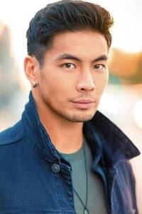 YOSHI SUDARSO